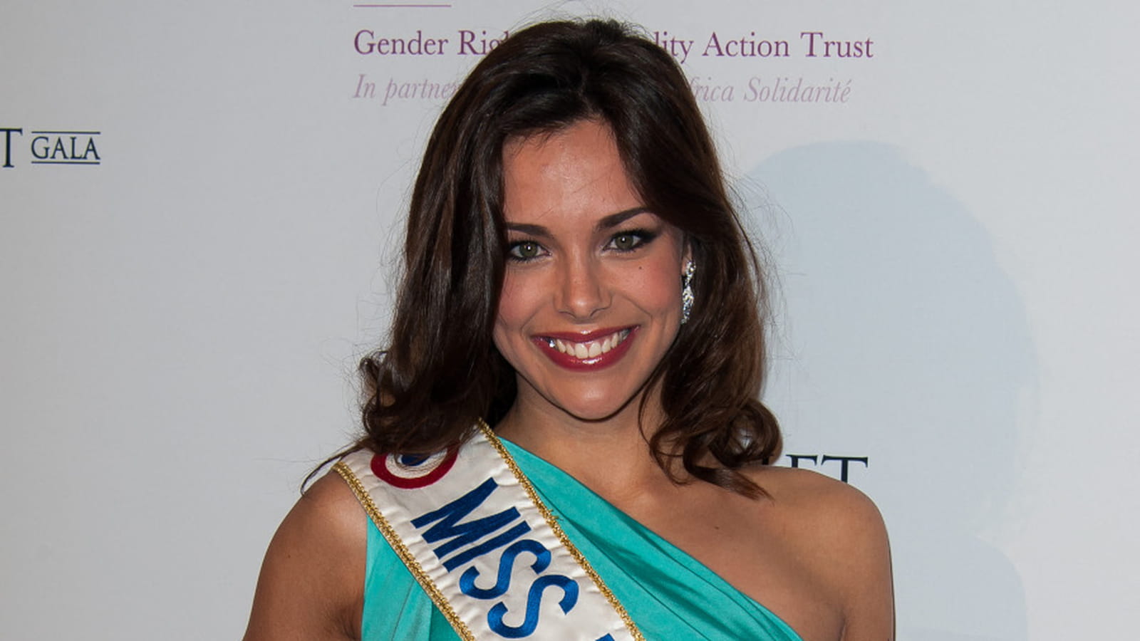 Cheveux bouclés 