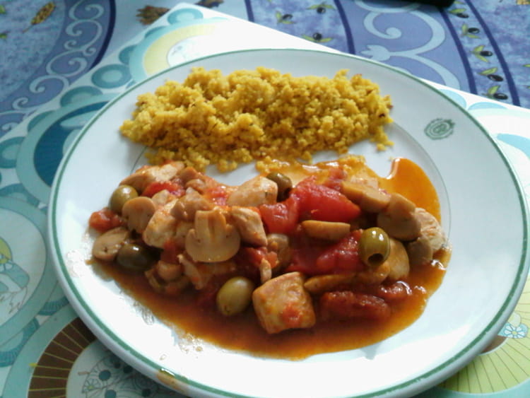 Recette de Poêlée de poulet aux champignons et olives