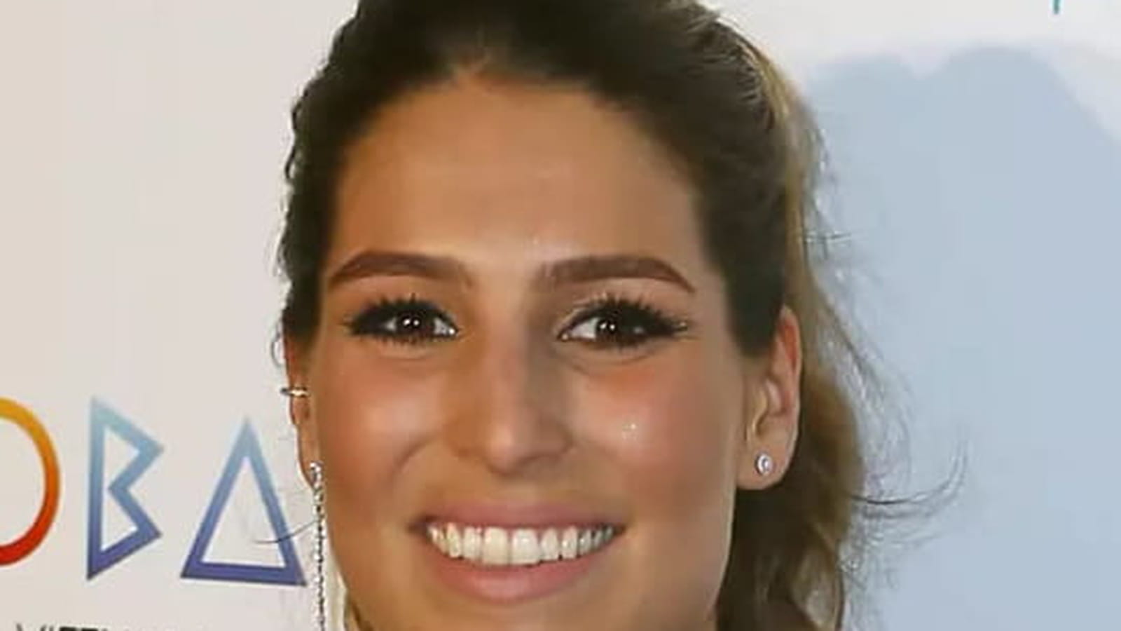 Laury Thilleman