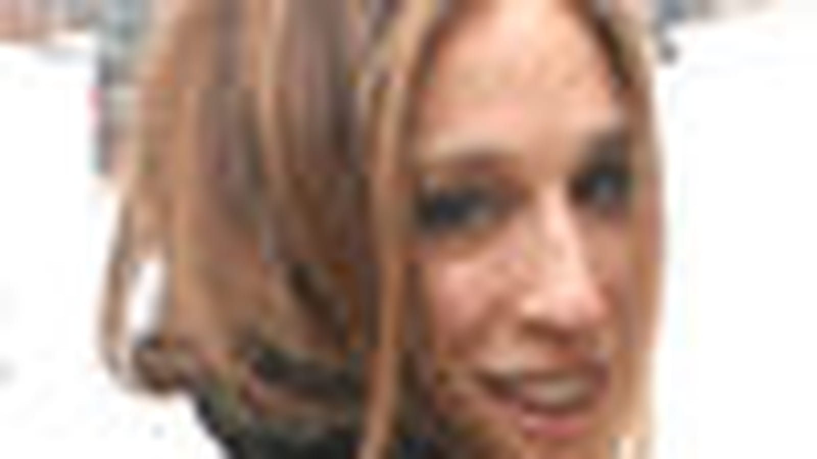 Sarah J. Parker et YSL
