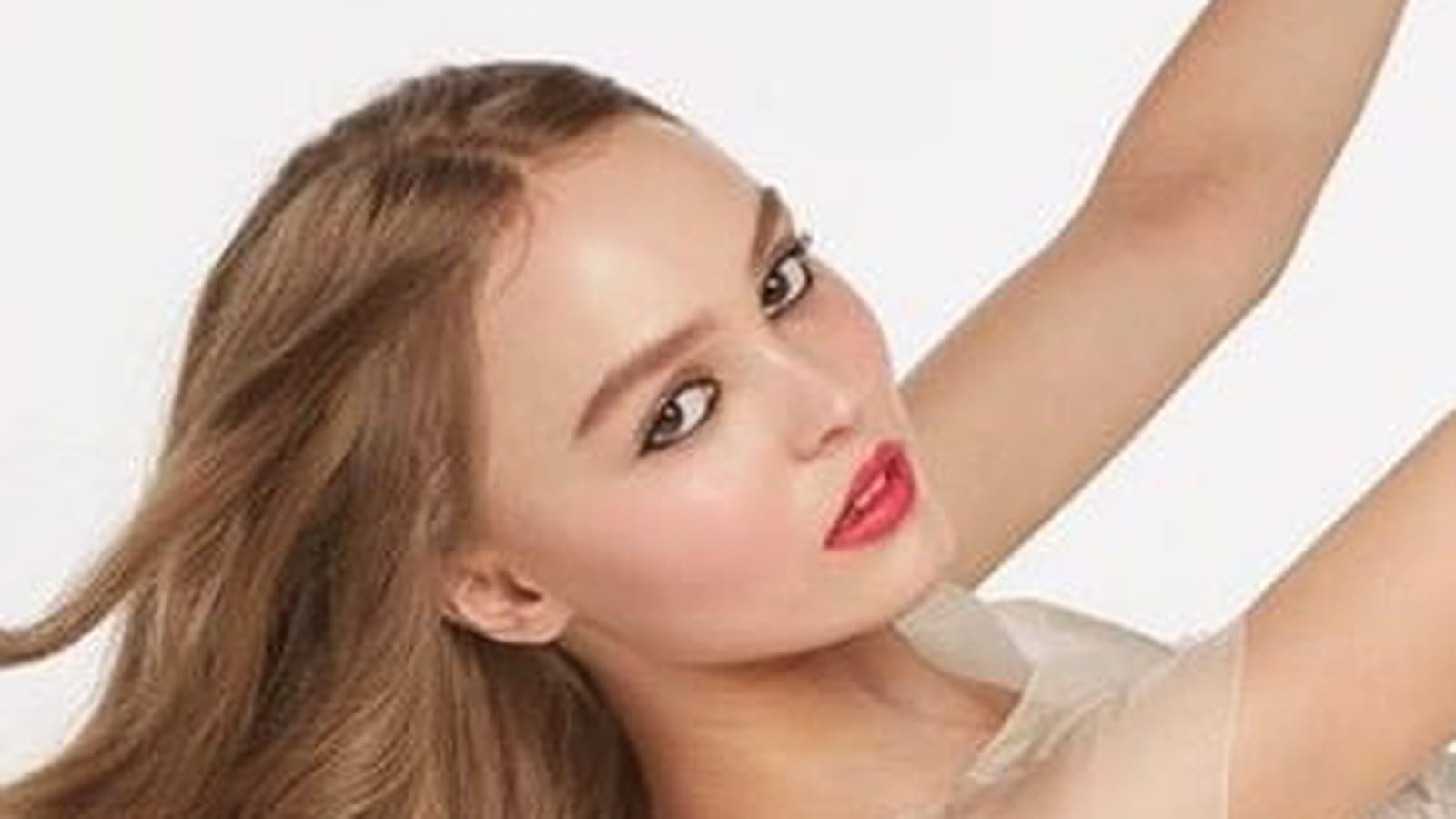 Lily-Rose Depp 