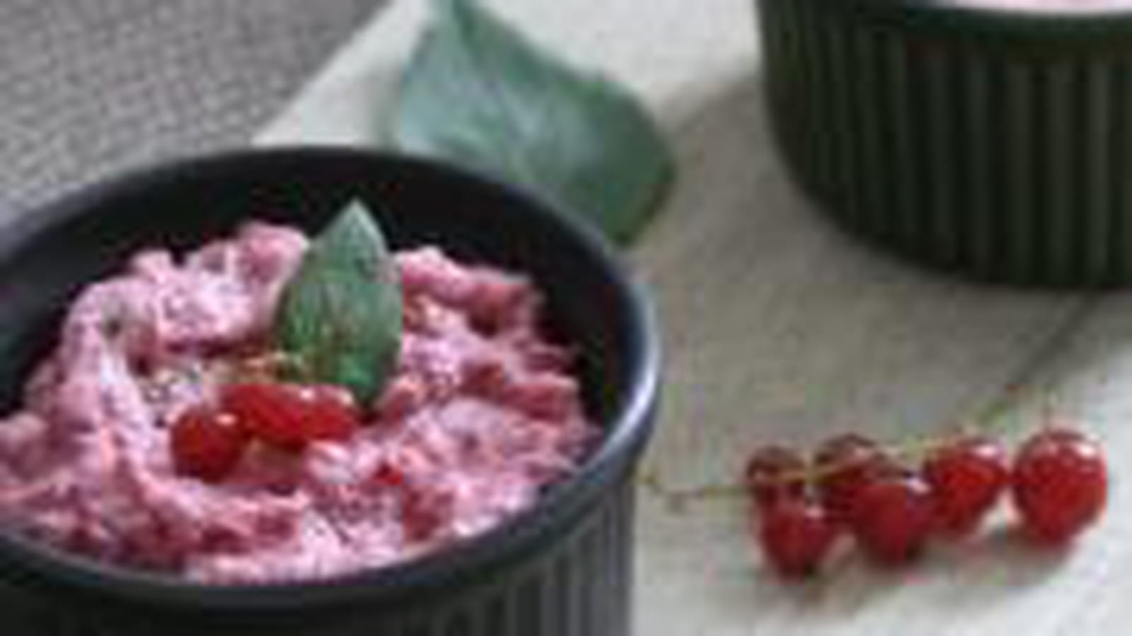 Mousse framboise groseille
