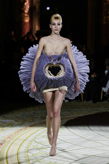 Look 9 du défilé Viktor&Rolf