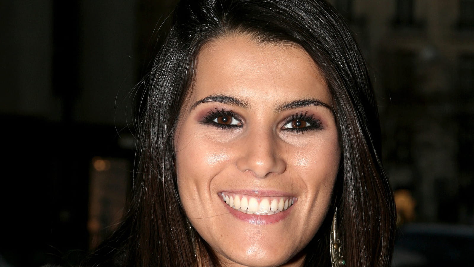 Karine Ferri, 25 ans
