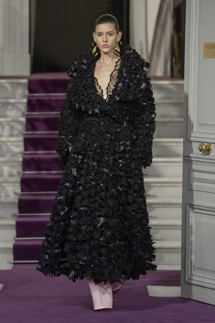 Look 30&nbsp;du d&eacute;fil&eacute; Valentino haute couture printemps-&eacute;t&eacute; 2024