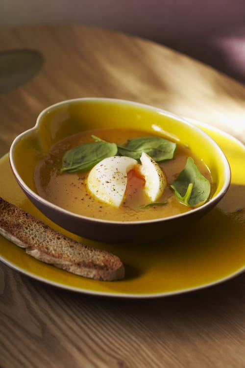 Soupe de légumes et œufs mollets