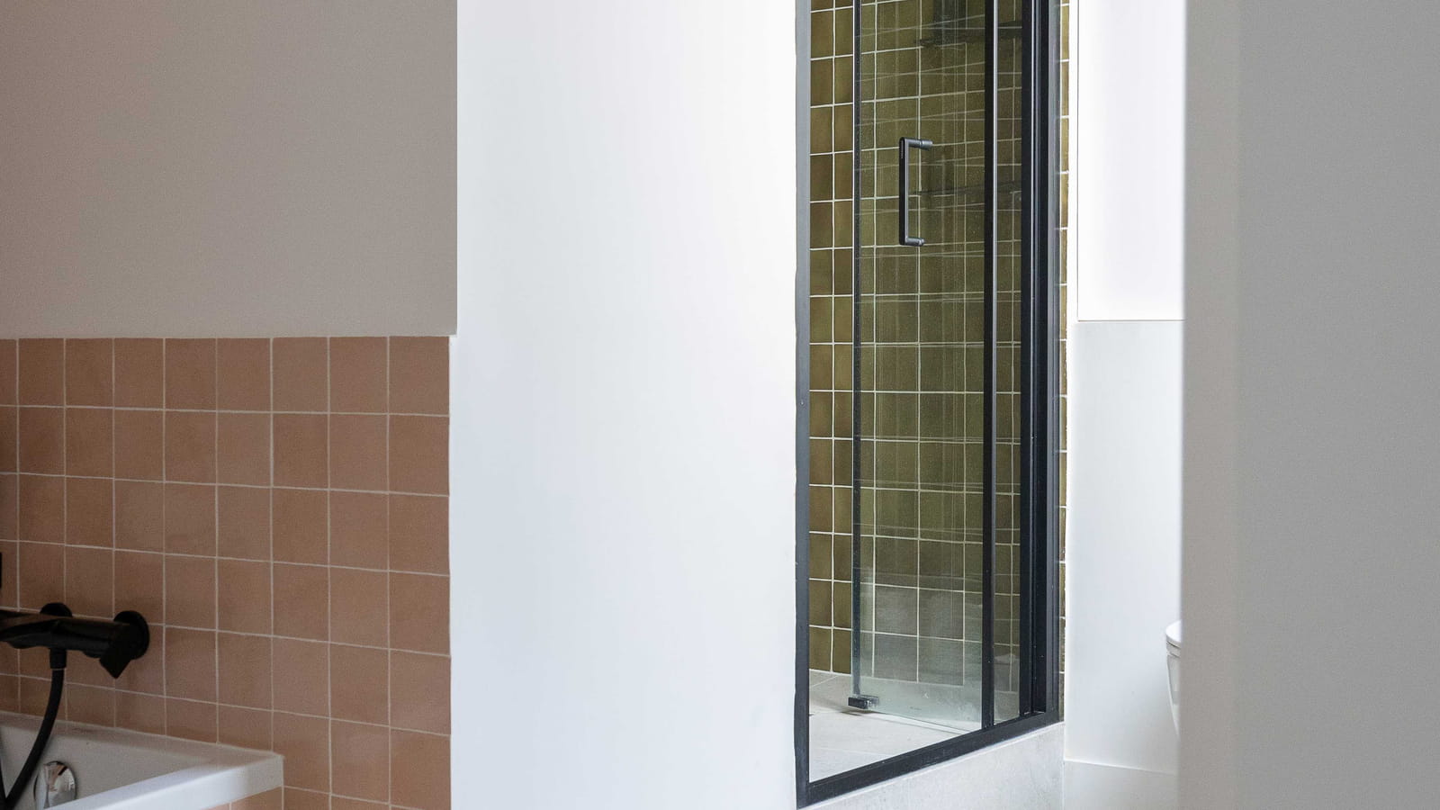 Salle de bains après