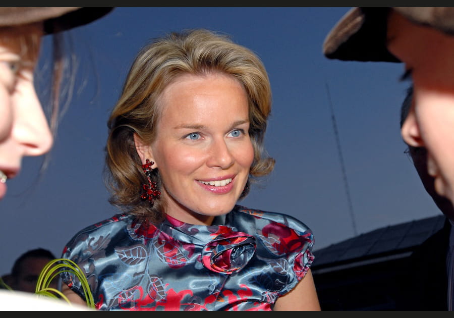 Le teint ensoleill&eacute; de Mathilde de Belgique