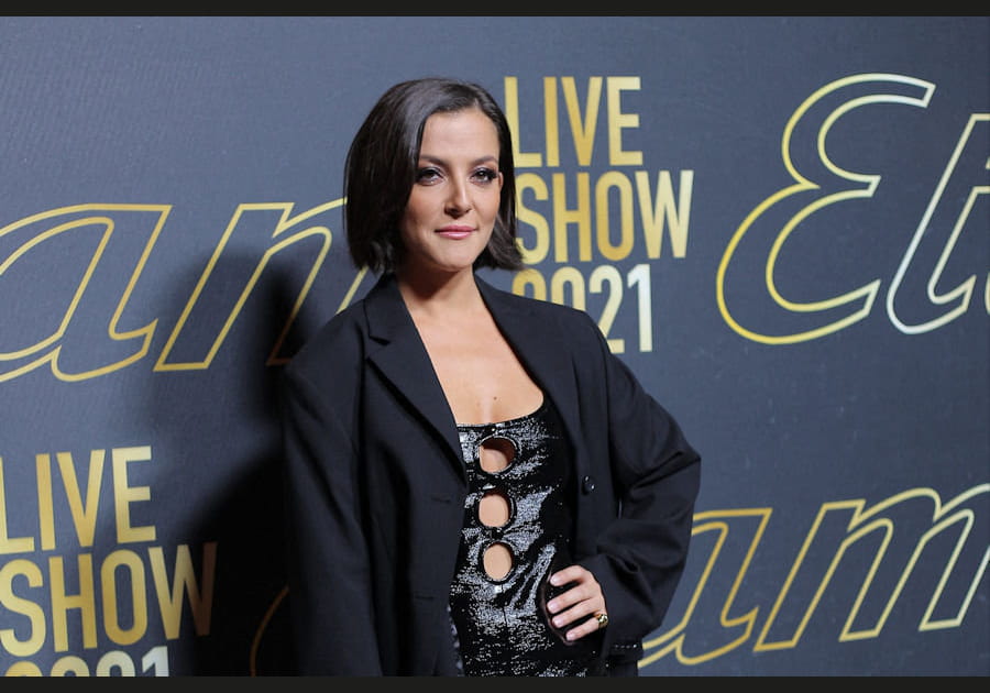 Le carr&eacute; court de Camille Lellouche