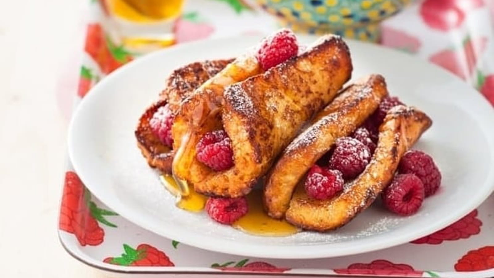 Pain perdu miel framboises