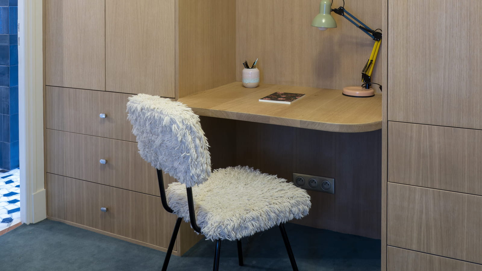 Armoire après