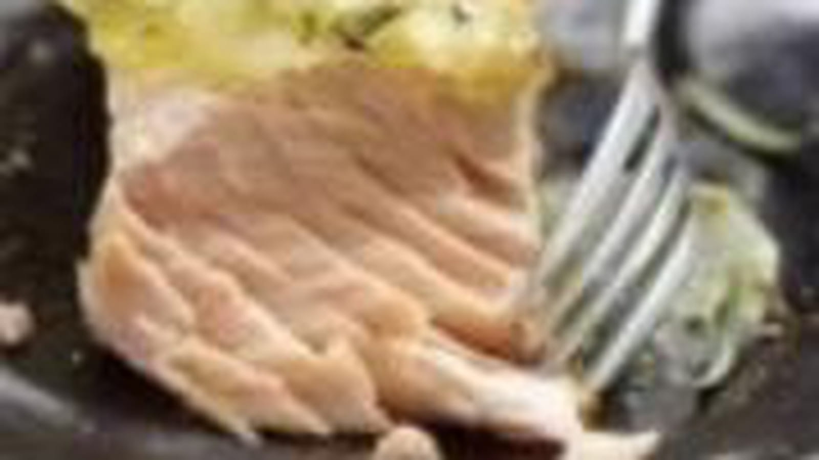 Pavé de saumon braisé, pommes de terre au romarin