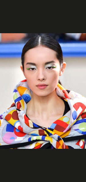 7&nbsp;fa&ccedil;ons diff&eacute;rentes de changer de t&ecirc;te avec une raie