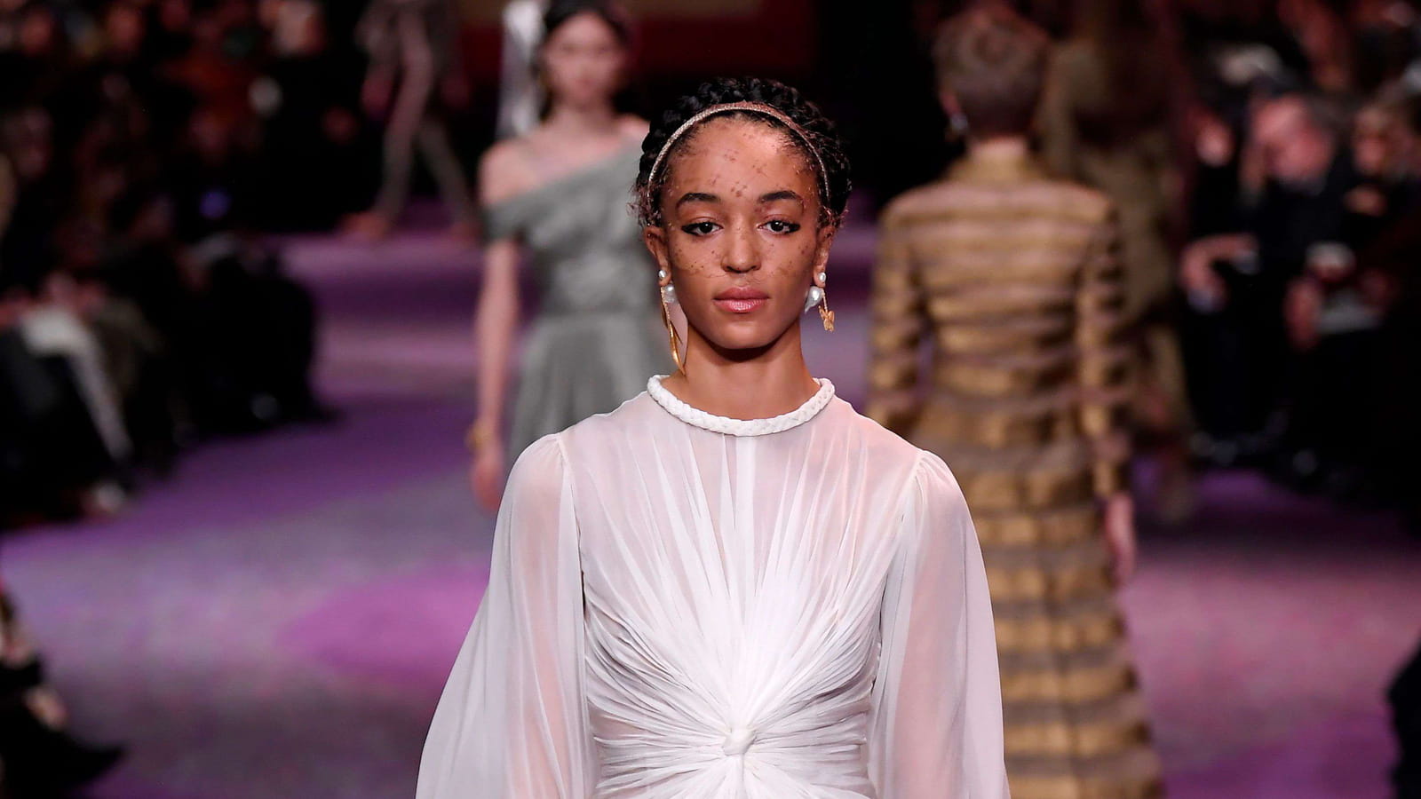 Look 14