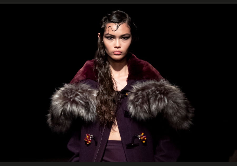 Le wet look ondul&eacute; d'Altuzarra