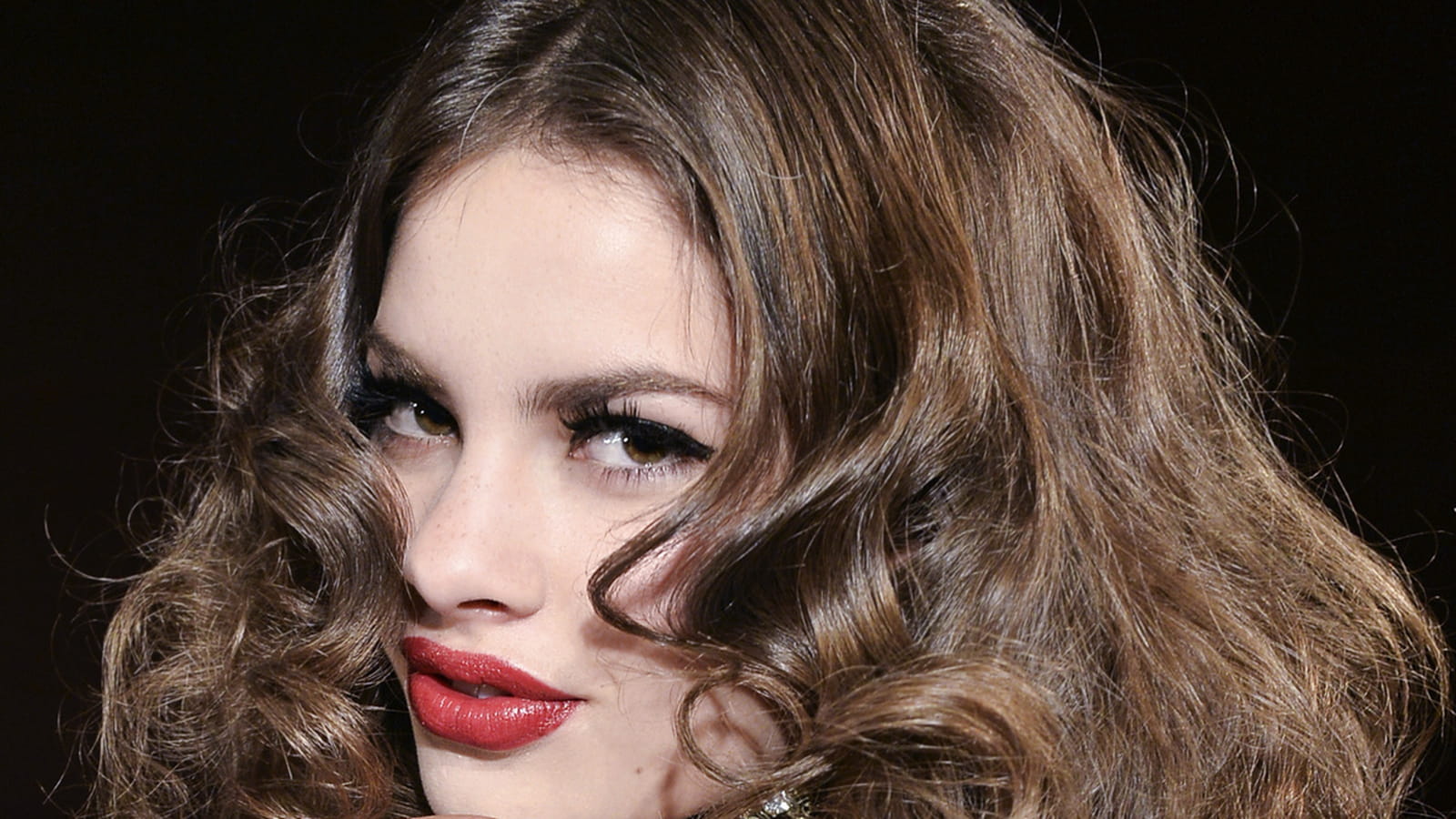 Alice &Olivia