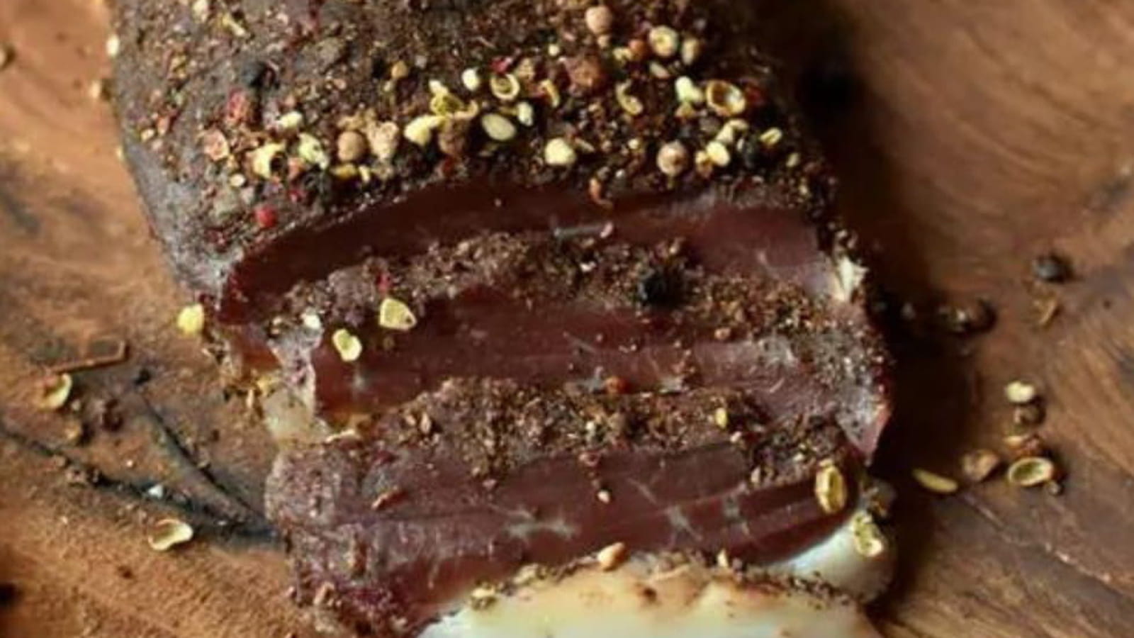 Magret de canard séché aux épices douces   