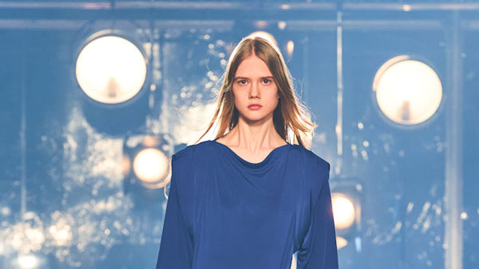 Look 12