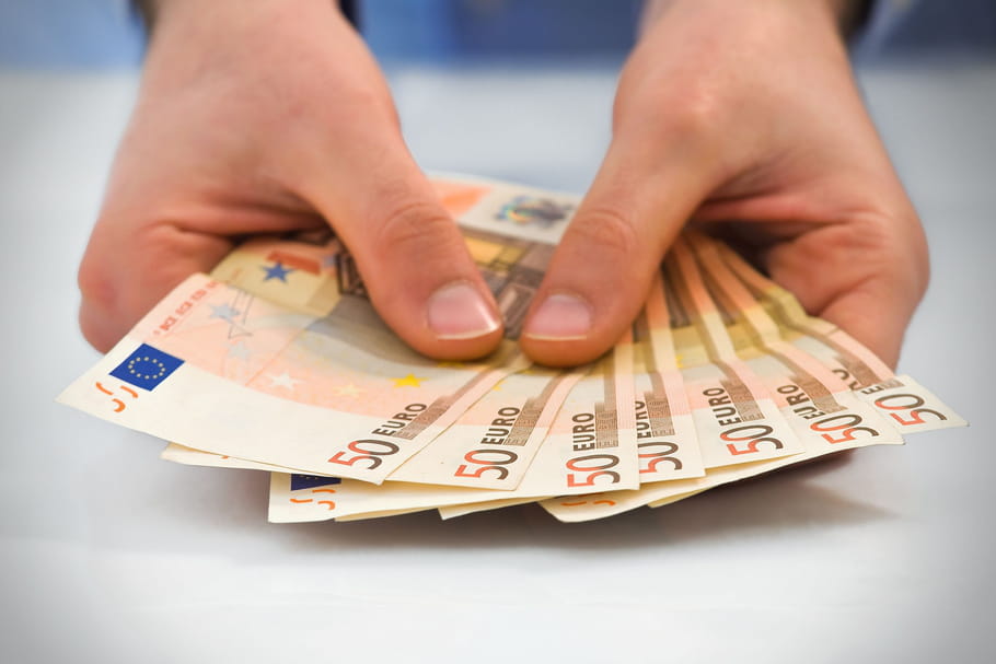 Prime Covid 2021 : pour qui, quand, conditions, c'est quoi ?