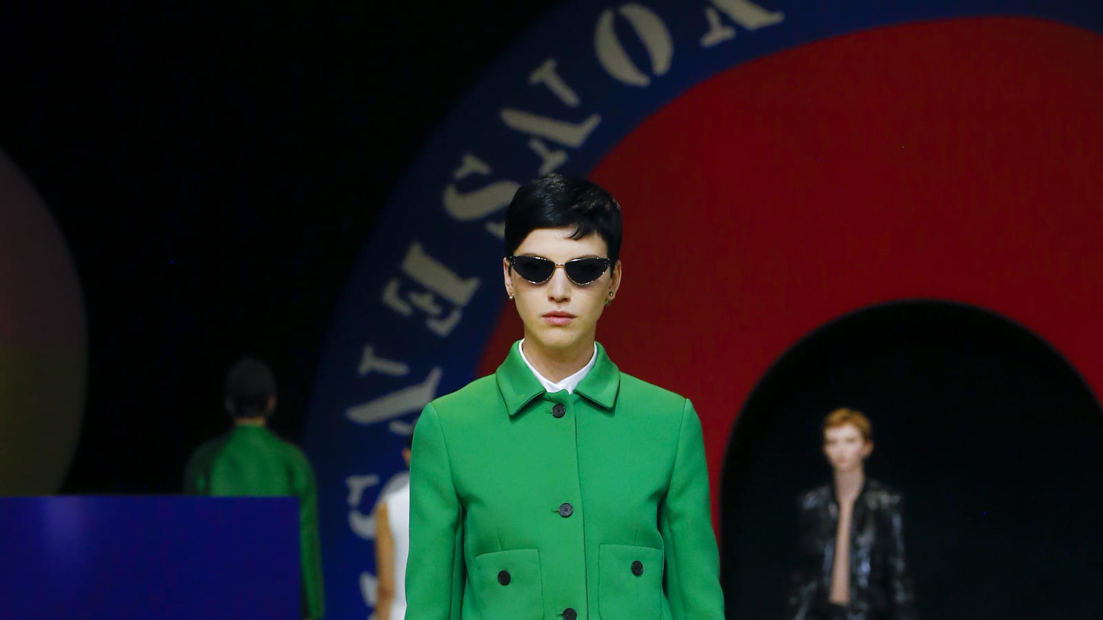 Look 17