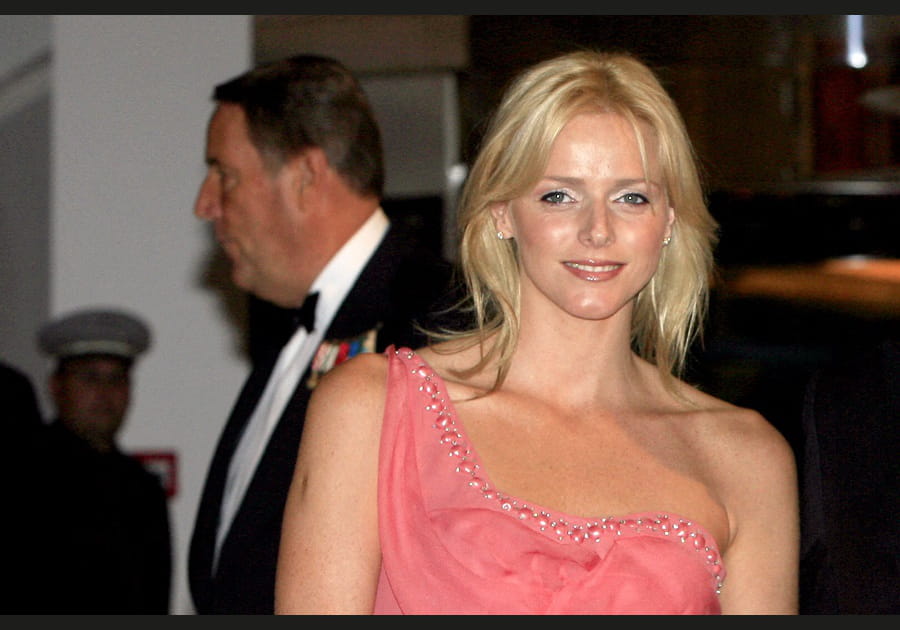 La coupe d&eacute;grad&eacute;e de Charlene de Monaco