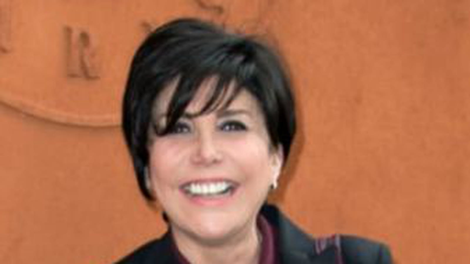 Liane Foly