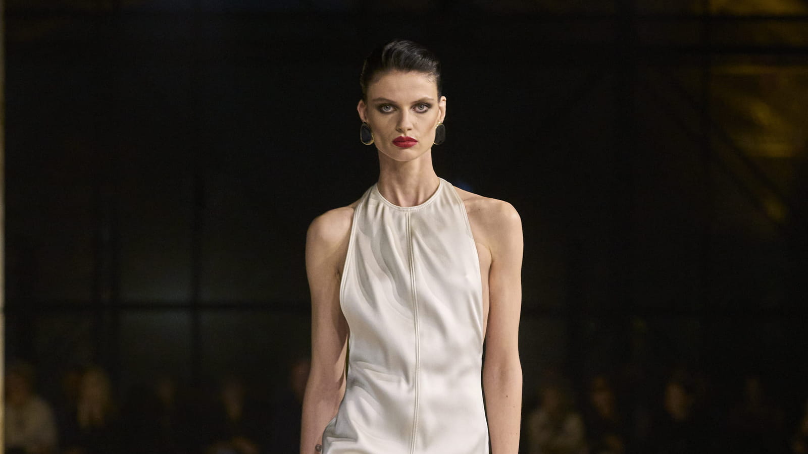 Look 32