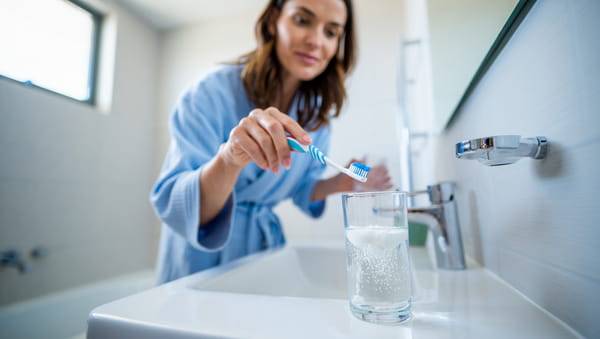 brosse-a-dent-bicarbonate