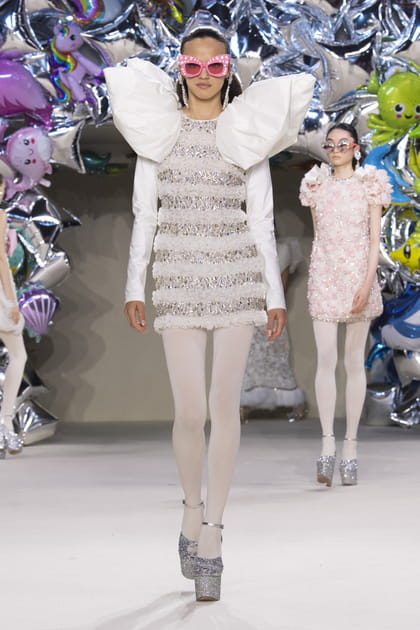 Look 24&nbsp;du d&eacute;fil&eacute; Giambattista Valli