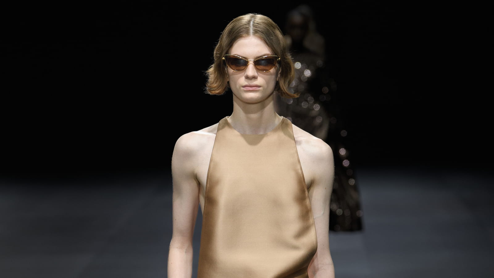 Look 12