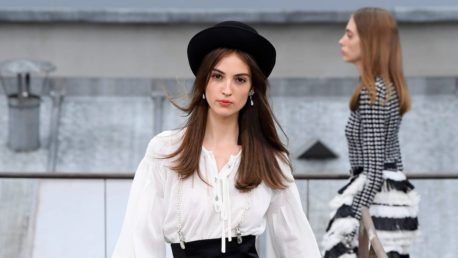 Look 76