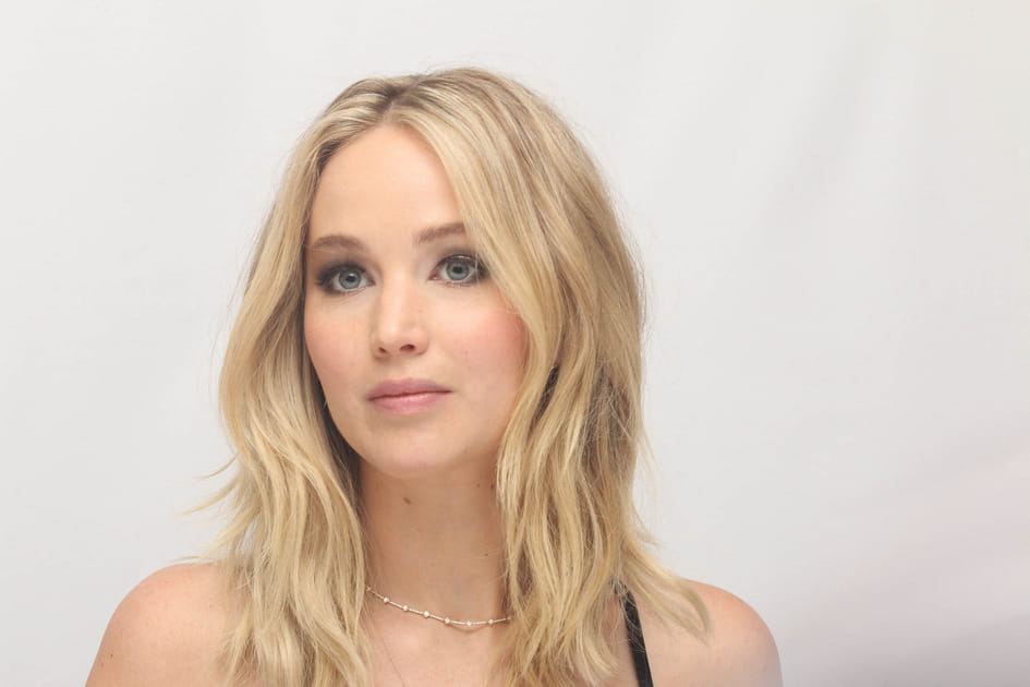Jennifer Lawrence, &eacute;lectrisante avec son blond clair adouci