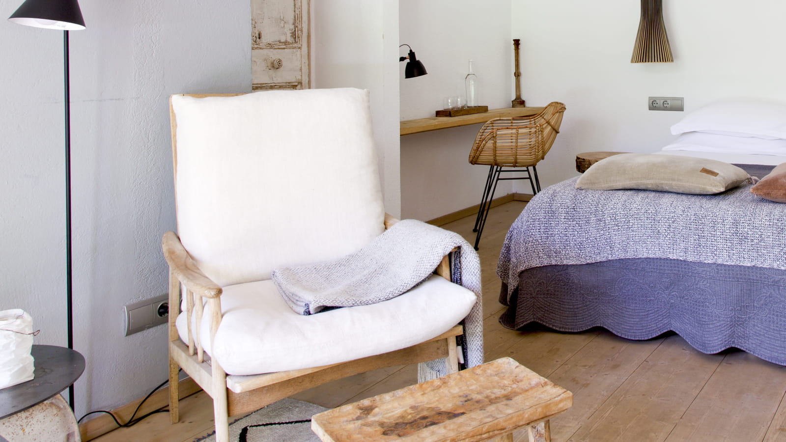 AJ d'Arne Jacobsen pour Louis Poulsen 