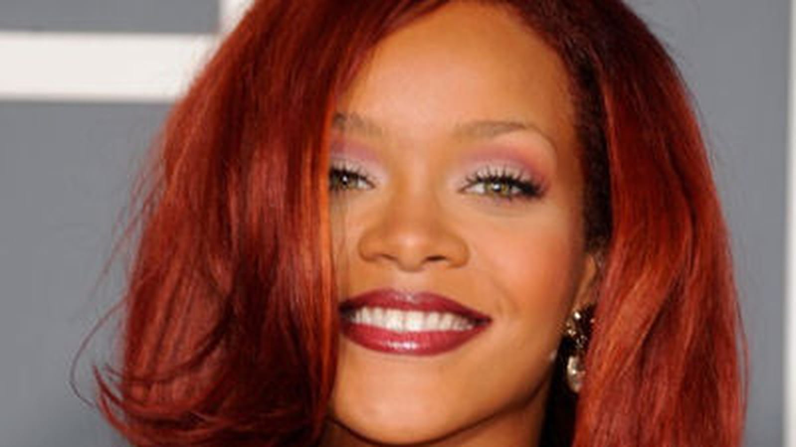 Les cheveux rouge