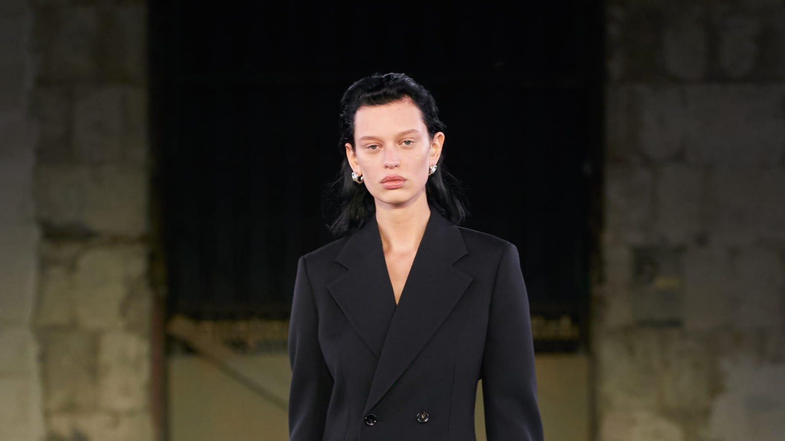 Look 17