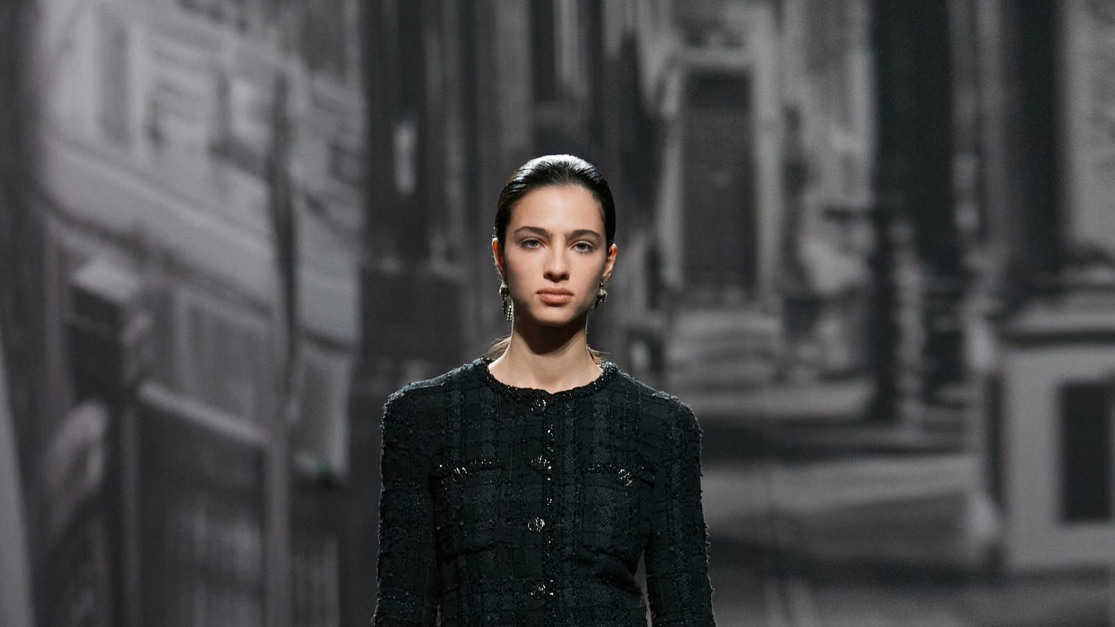 Look 2