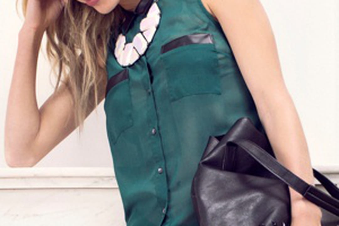 Chemisier Sans Manches C&A Taille 44 - Vert Et Blanc, Motif Floral - Occasion Excellent état