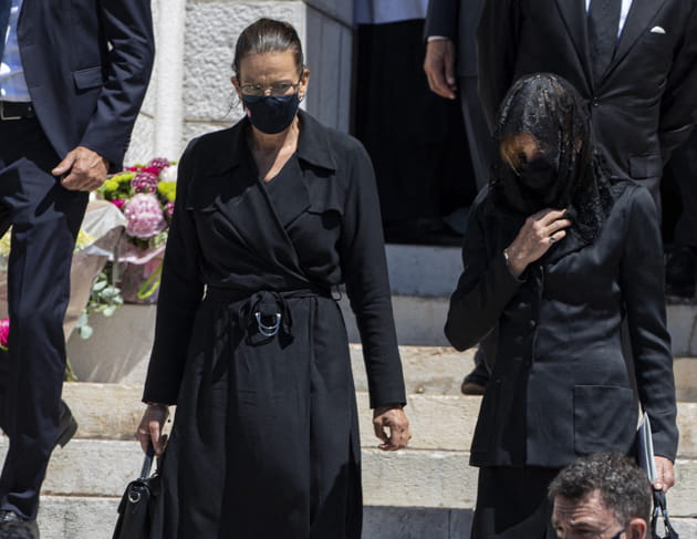 St&eacute;phanie de Monaco et Caroline de Hanovre, en deuil