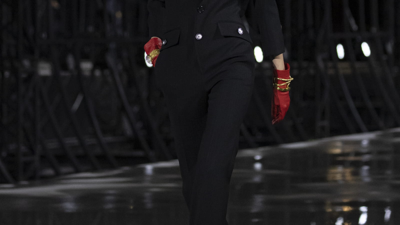 Look 33