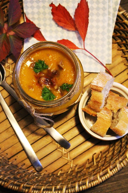 Soupe de potimarron, patate douce et marrons