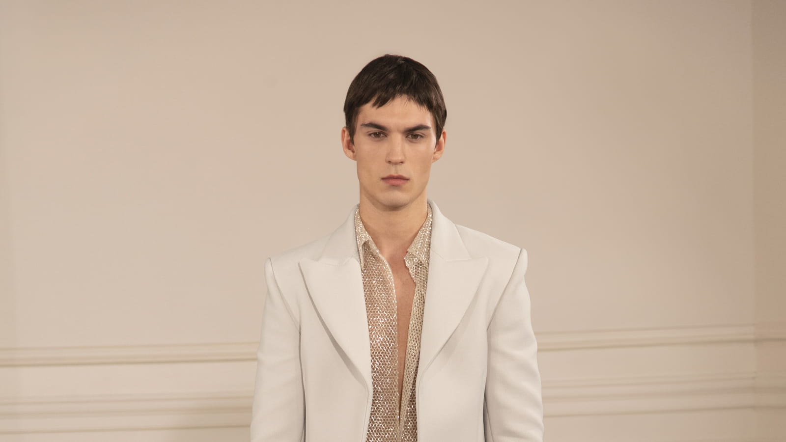 Look 19