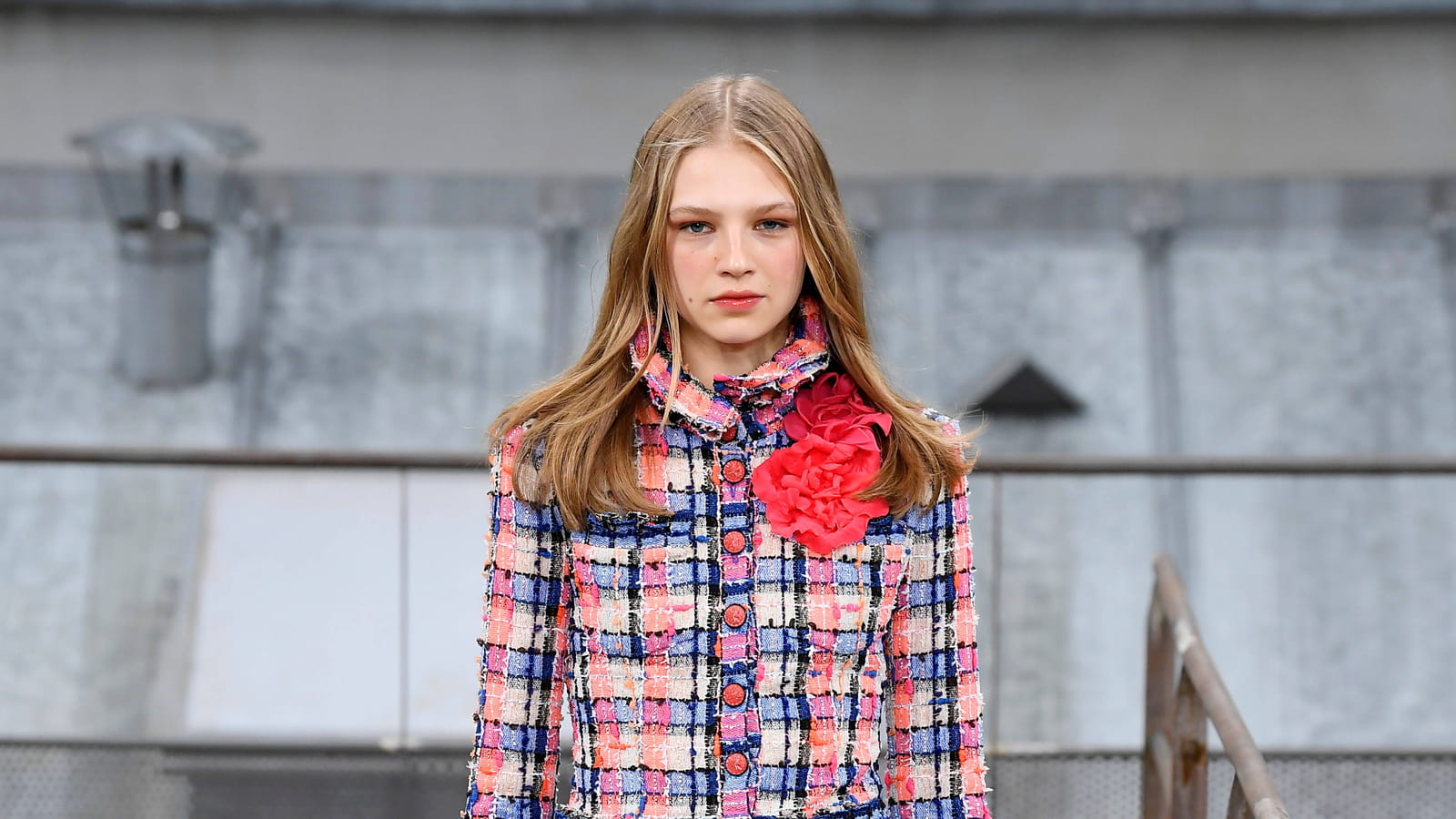 Look 11