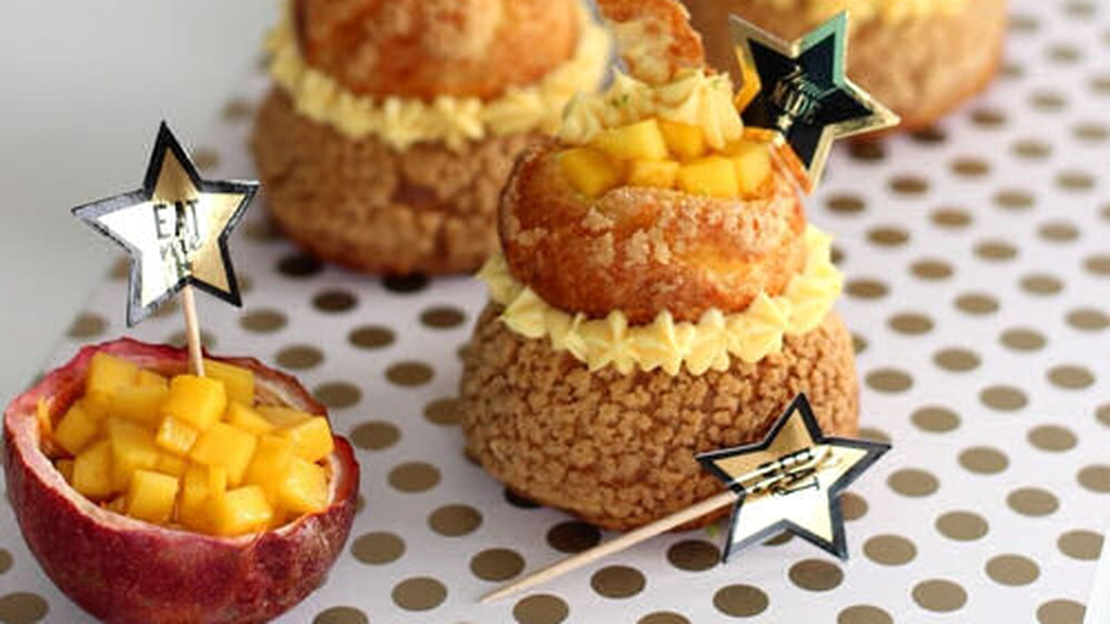 Religieuse mangue, passion et citron vert