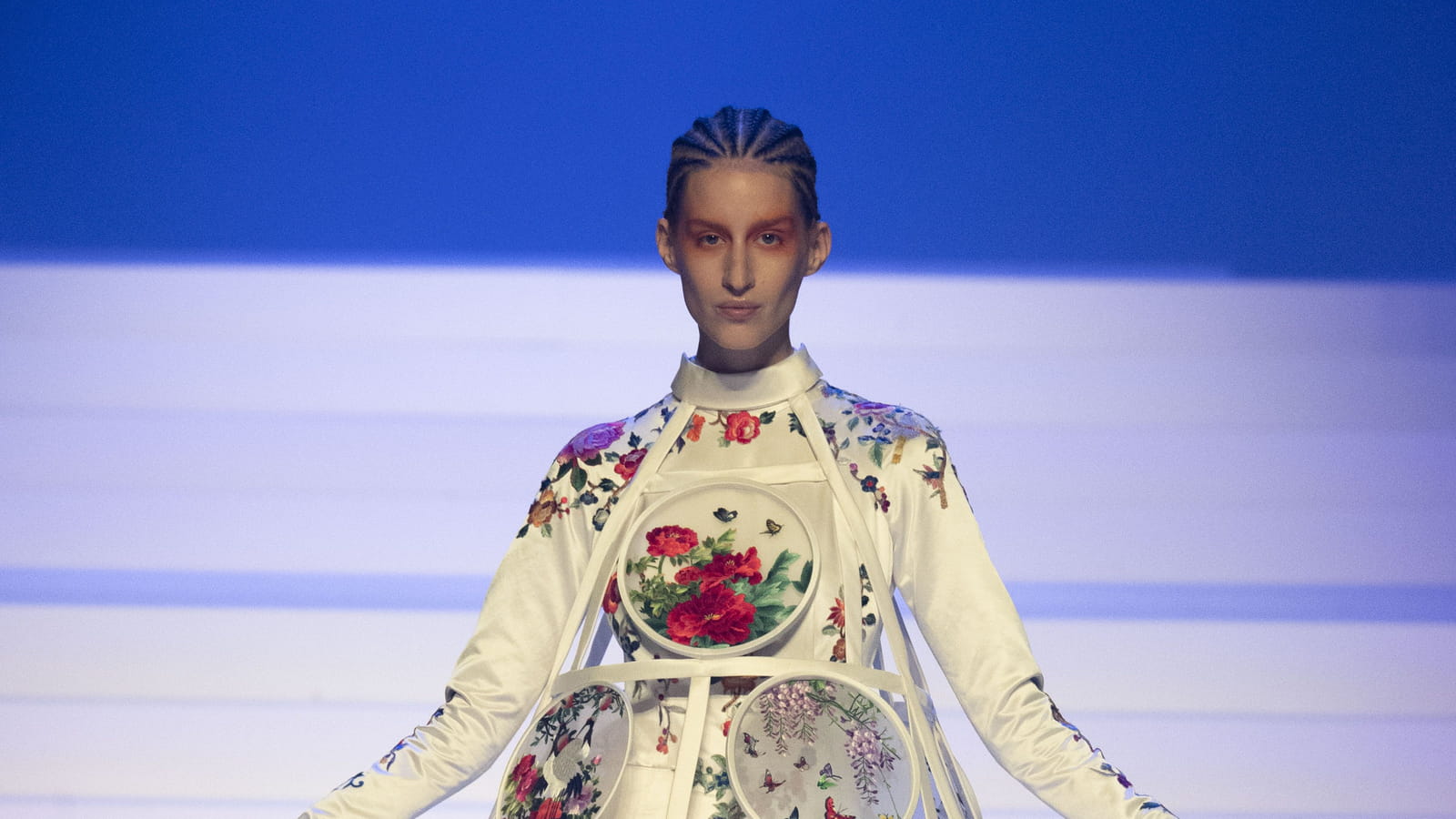 Look 12
