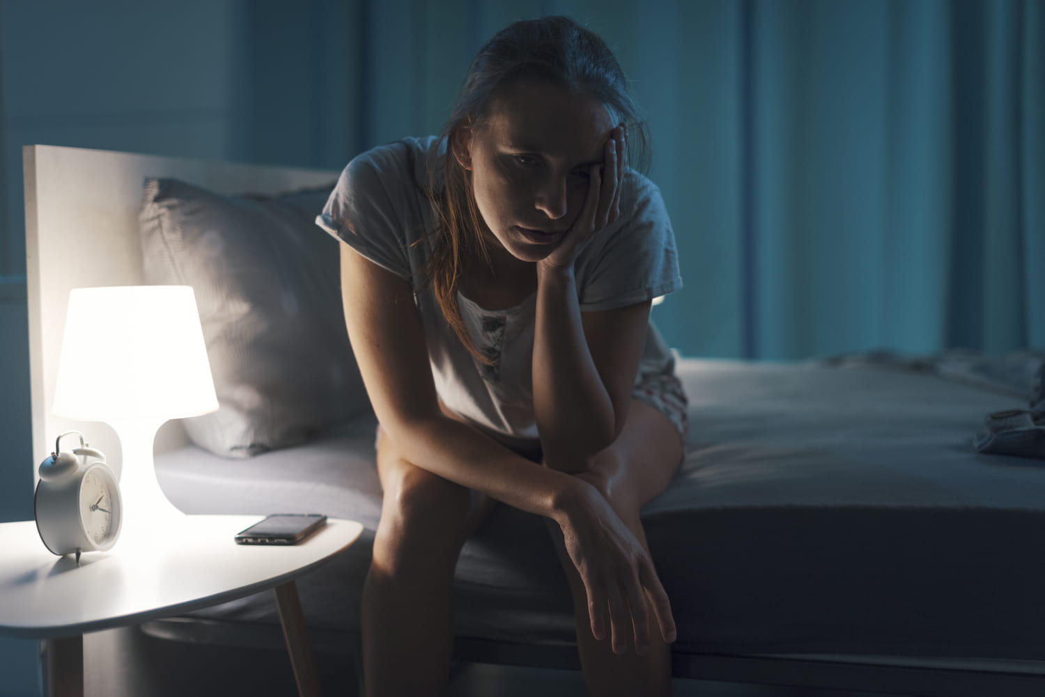 the magic phrase from a sleep doctor to stop dwelling on things at night the magic phrase from a sleep doctor to stop dwelling on things at night