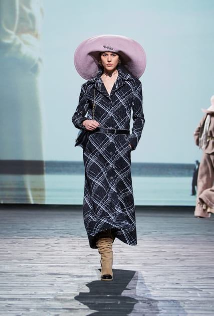 Look 2 du défilé Chanel automne-hiver 2024-2025