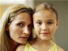 les femmes et les jeunes enfants sont souvent plus intuitifs que les hommes.