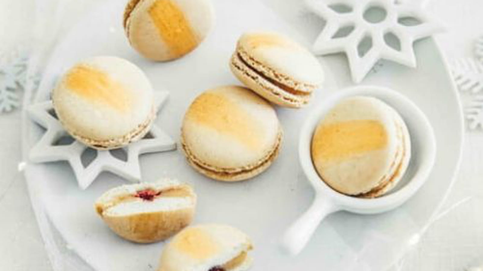 Macarons au foie gras et aux cerises