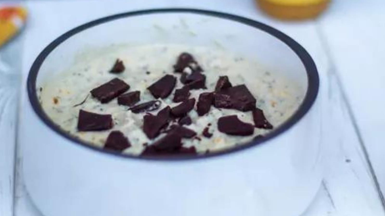 Pudding de chia à la banane parfumé à la vanille