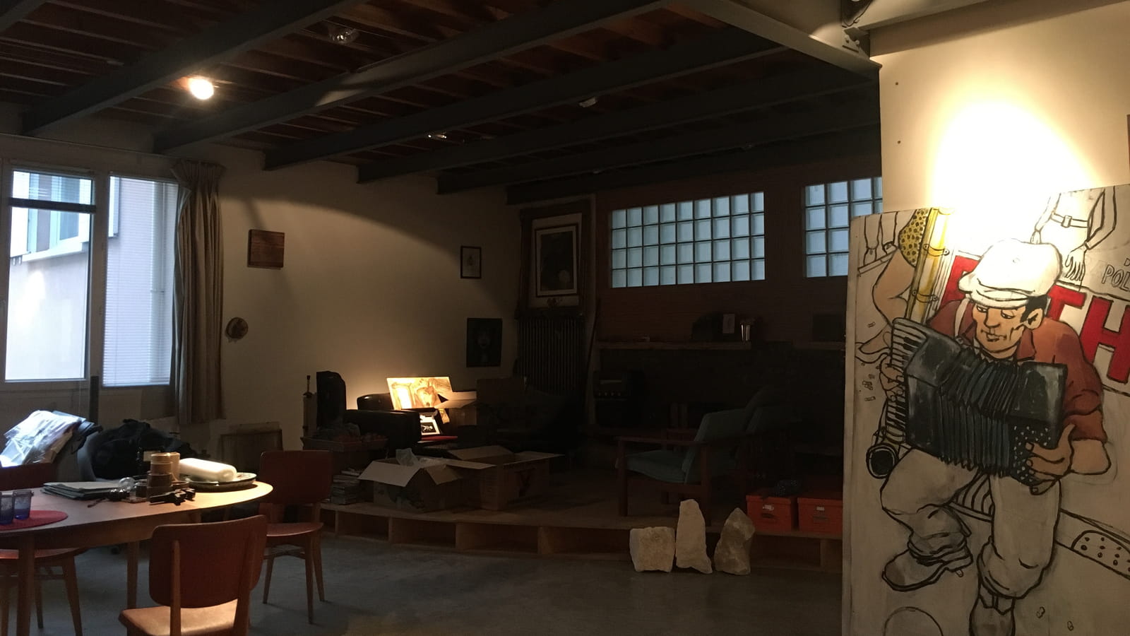 Salon sombre 